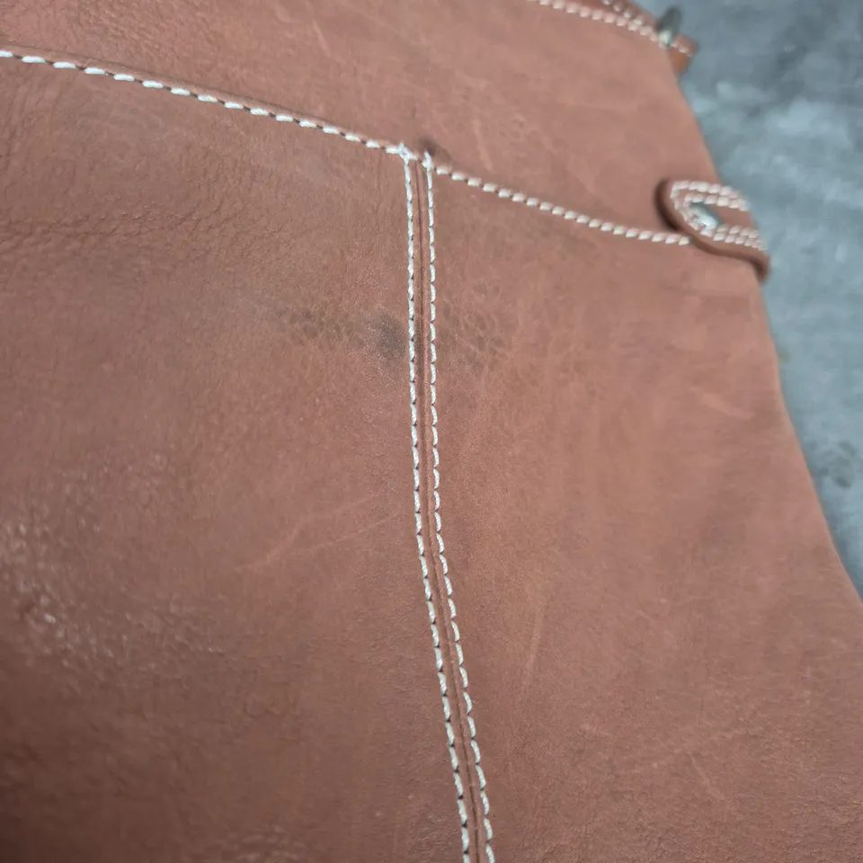 LLOYD BAKER GENUINE LEATHER CROSSBODY BAG – BROWN