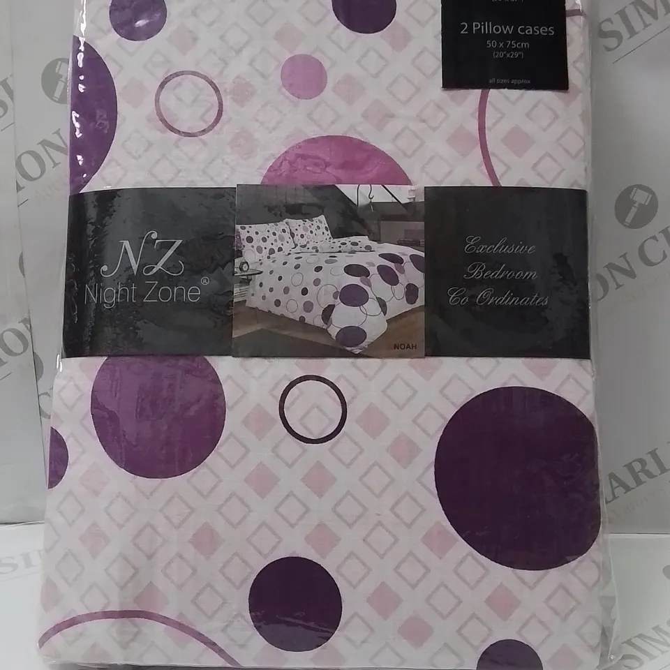 BRAND NEW NIGHT ZONE PURPLE/PINK KINGSIZE DUVET COVER SET 