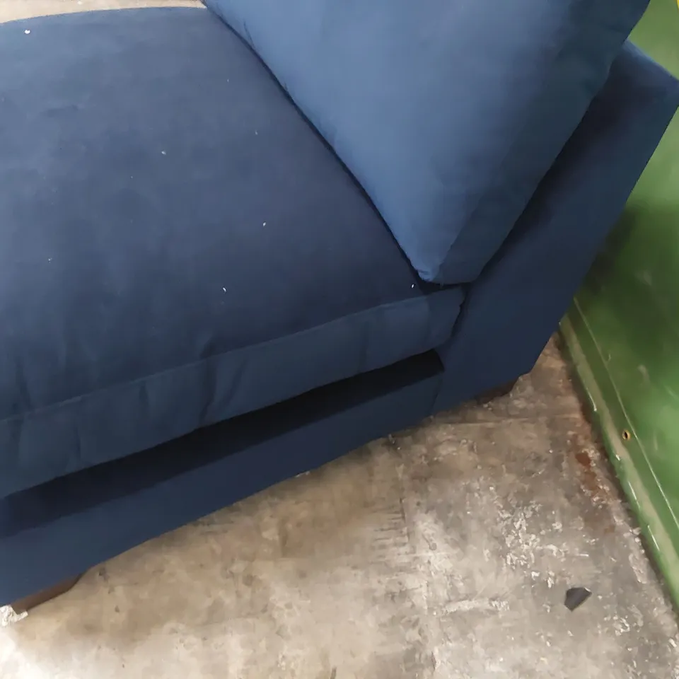QUALITY BRITISH DESIGNER LOUNGE Co. ARMLESS SINGKE SEAT UNIT PLUSH BLUE FABRIC 
