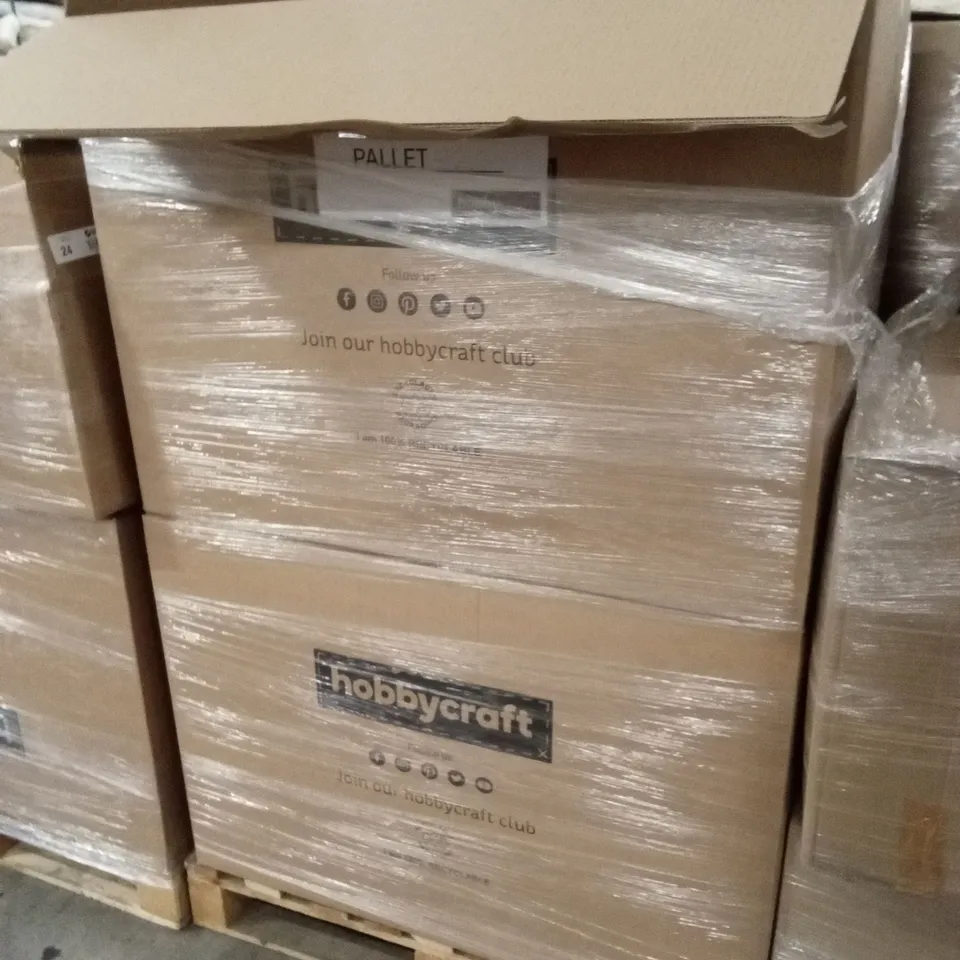 PALLET CONTAINING A LARGE ASSORTMENT OF BRAND NEW HALLOWEEN GOODS AND PRODUCTS TO INCLUDE; PLUSH PUMPKINS ETC