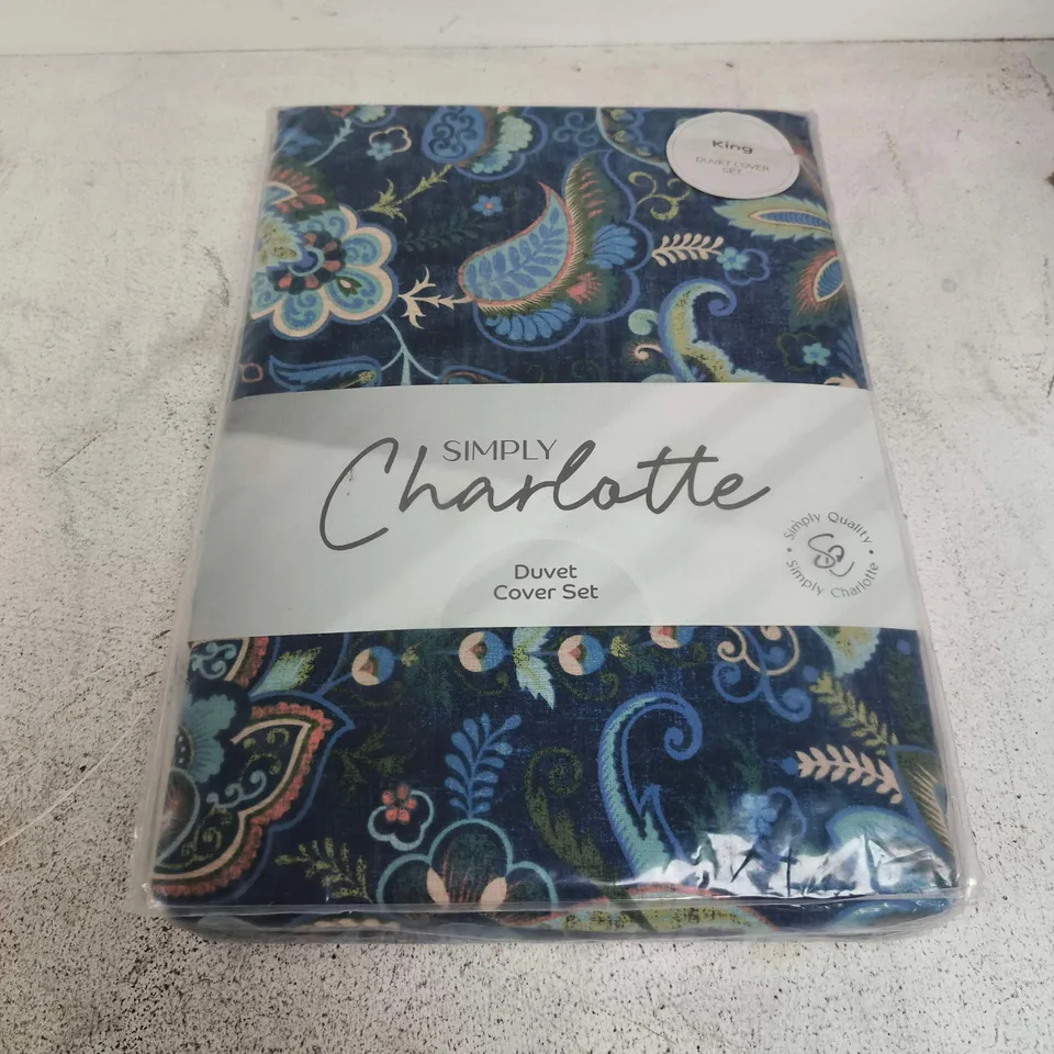 SIMPLY CHARLOTTE DUVET COVER SET JACOBUS NAVY KING