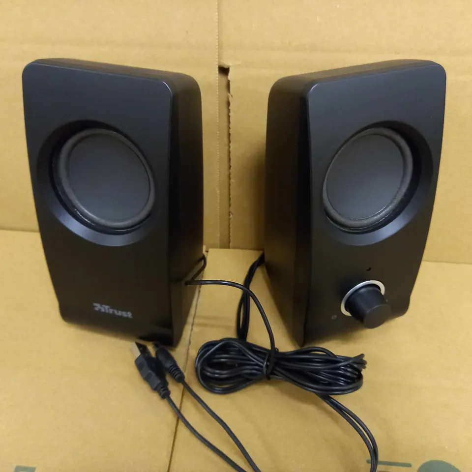 TRUST SPEAKER SET