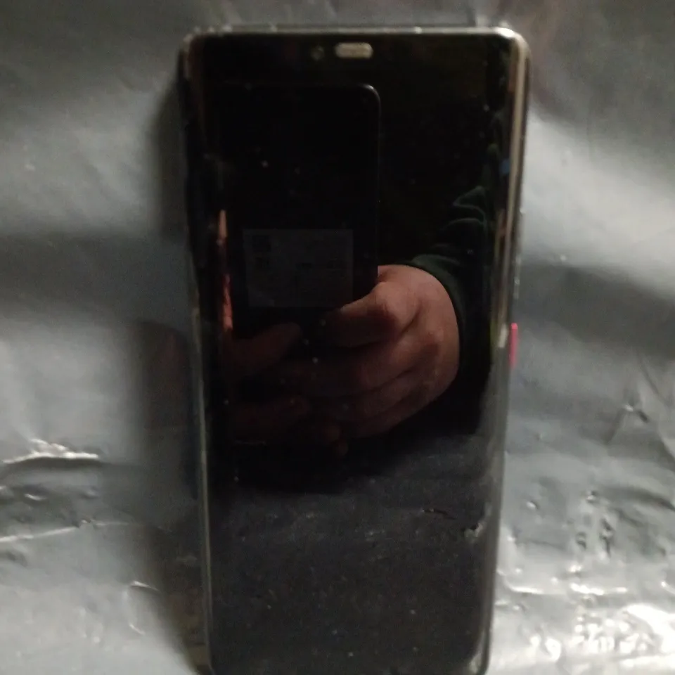 HUAWEI MATE 20 PRO MOBILE PHONE