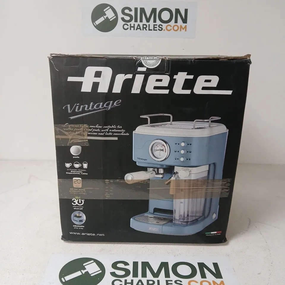 ARIETE VINTAGE ESPRESSO COFFEE MACHINE – LIGHT BLUE