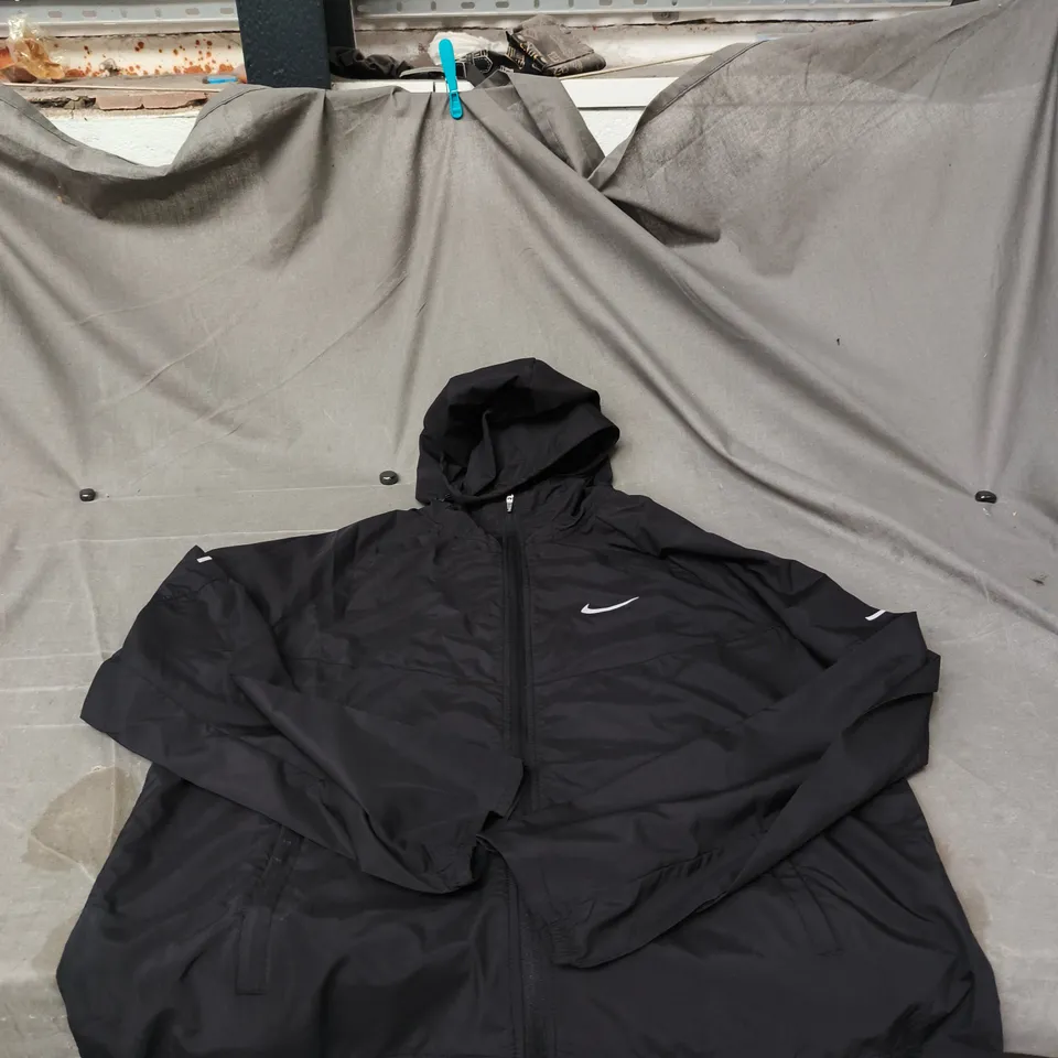 NIKE RUNNING BLACK JACKET MEDIUM