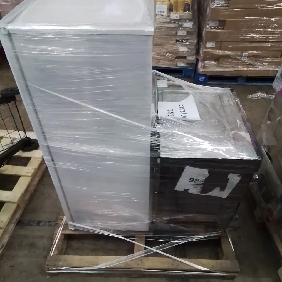 HOOVER 8 KG 1400 RPM INTEGRATED WASHING MACHINE AND CANDY CSC1365WEN STATIC FREESTANDING FRIDGE FREEZER - UNPROCESSED RAW RETURNS