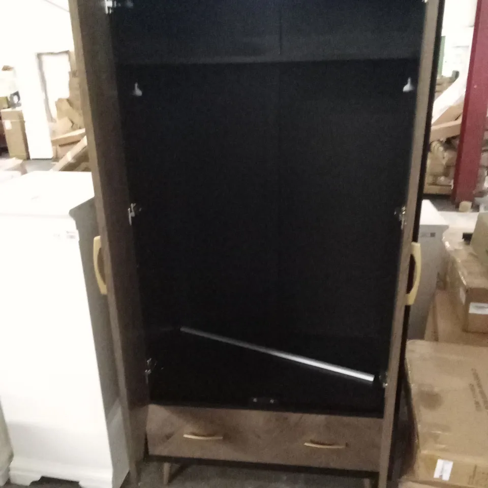 QUALITY DESIGNER SIENNA FUMEDOAK & PEPPERCORN DOUBLE WARDROBE