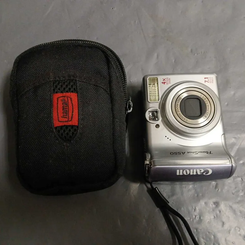 CANON POWERSHOT A550 CAMERA IN CASE