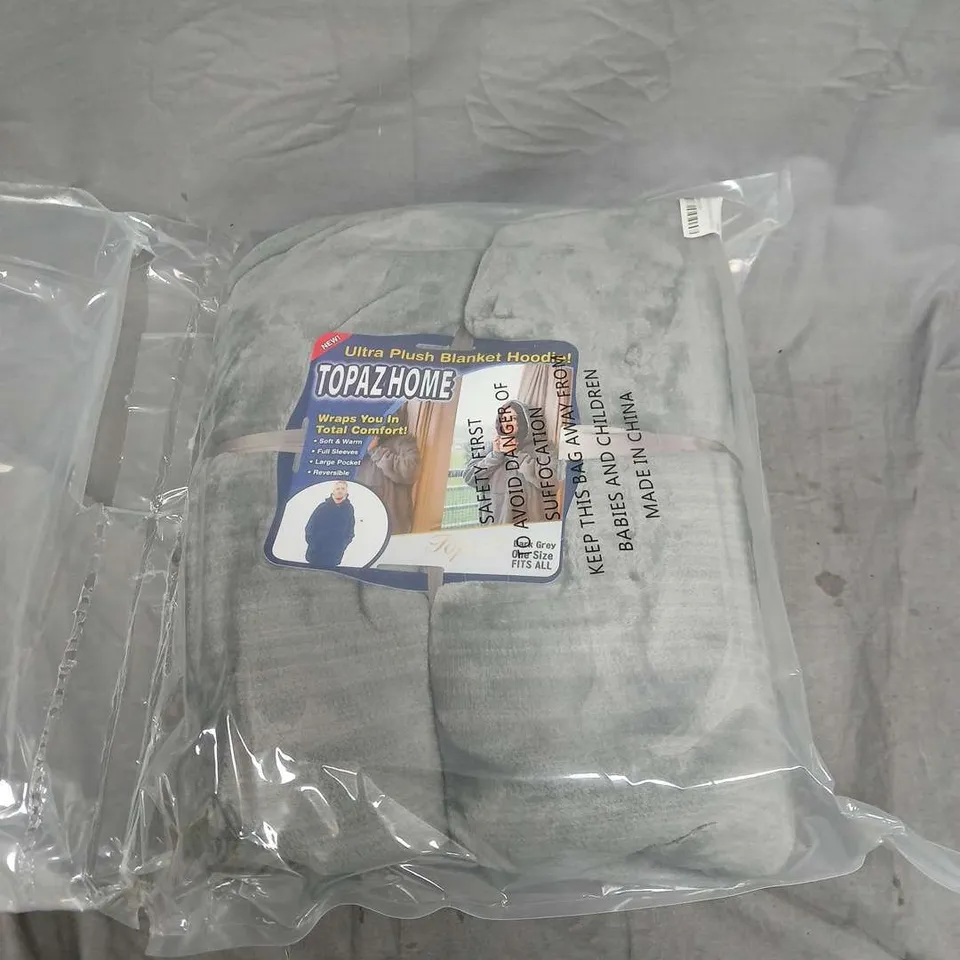 BOX OF APPROX 10 TOPAZ HOME ULTRA PLUSH BLANKET HOODIE – ONE SIZE FITS ALL, GREY