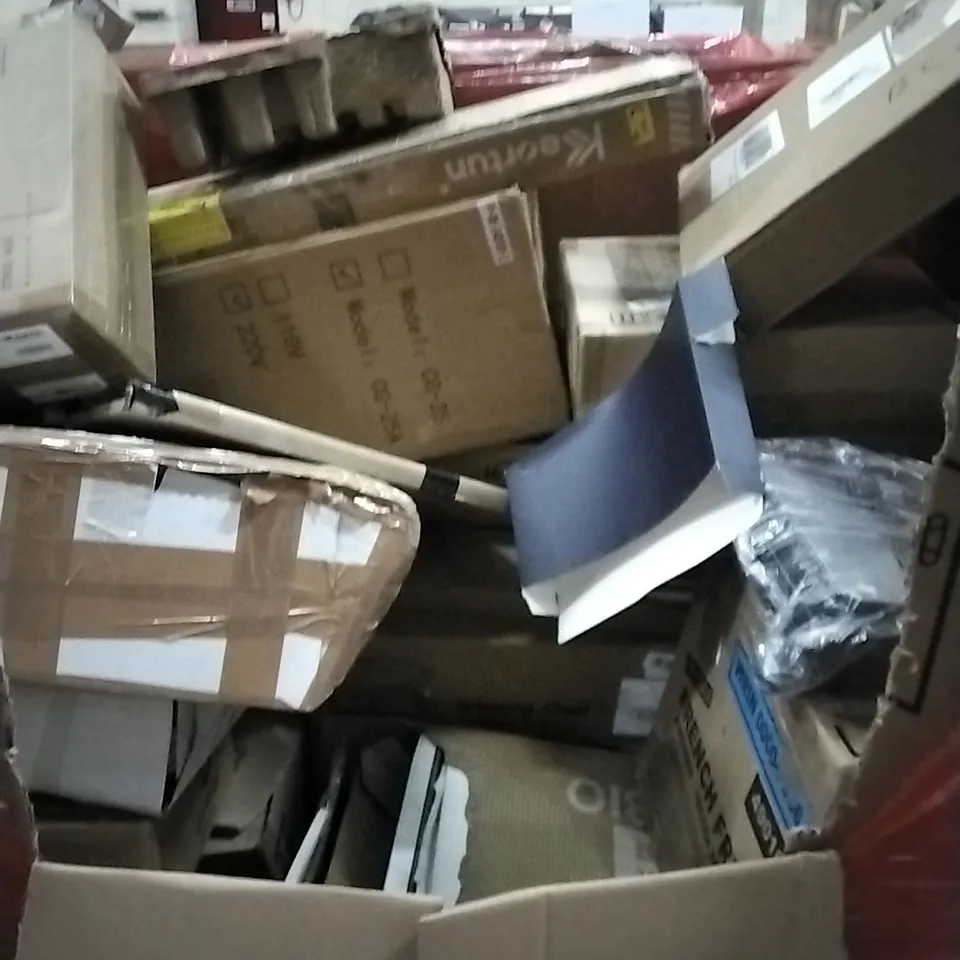 PALLET OF HOUSEHOLD ITEMS TO INCLUDE GOVEE CEILING LIGHT PRO,FLOATING SHELF, CHISEL, FLOOR LAMP AND OTHER ASSORTED ITEMS...