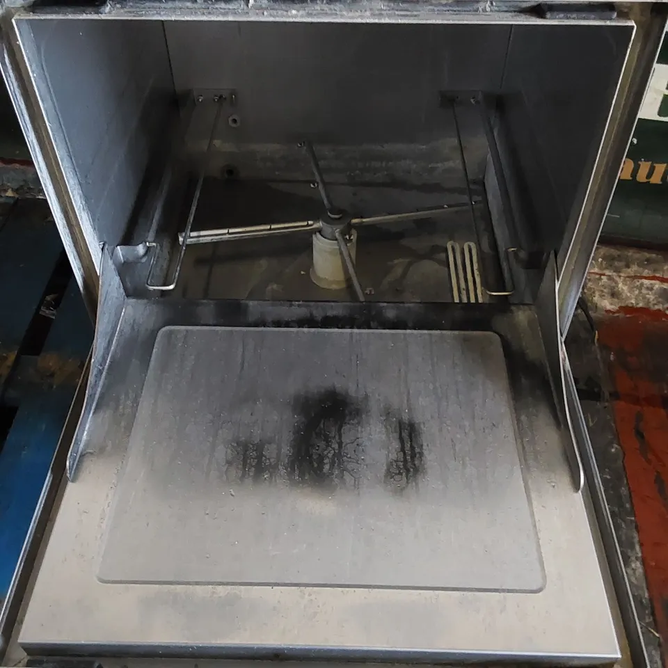 COMPACK D5037 COMMERCIAL DISHWASHER 
