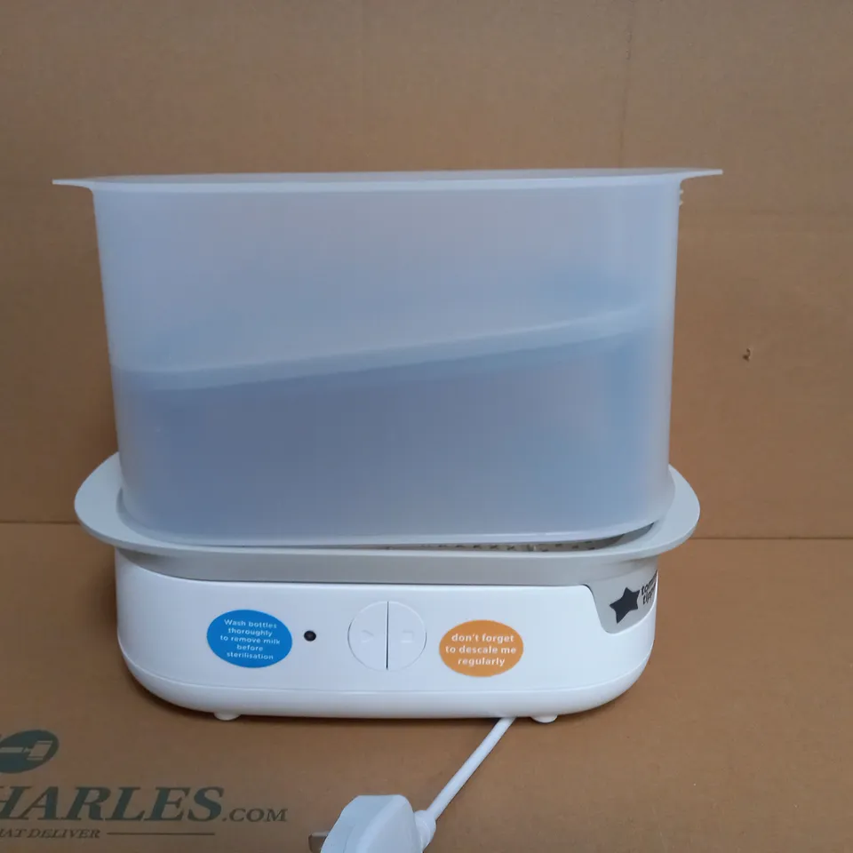 TOMMEE TIPPEE BABY BOTTLE STERILISER IN WHITE 