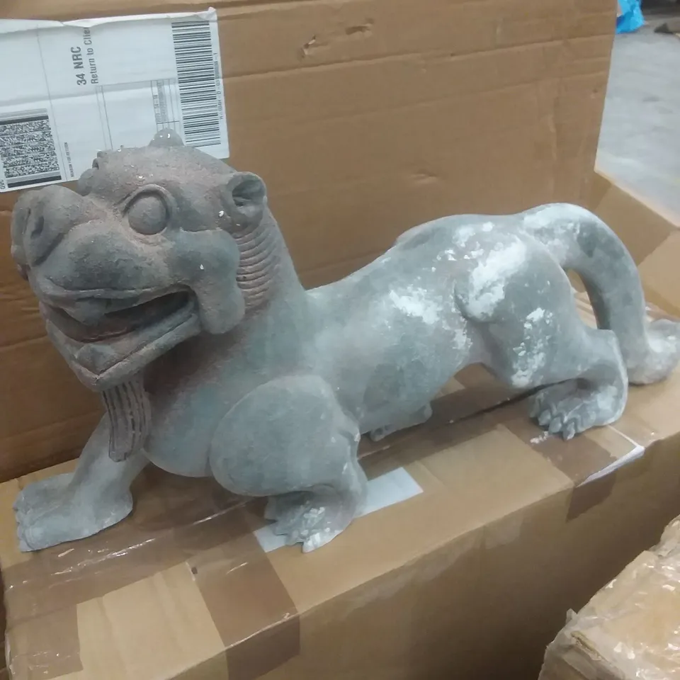 BOXED GARDEN DRAGON DECORATION 