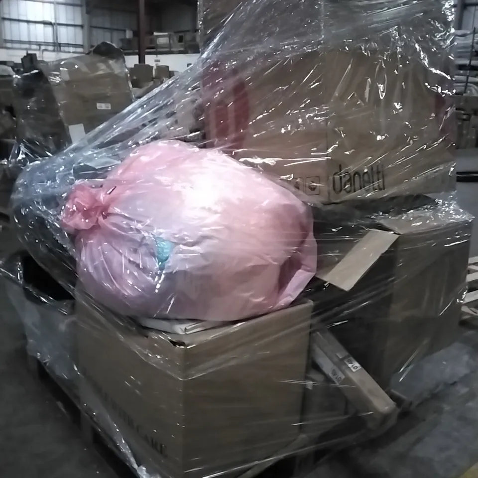 PALLET TO CONTAIN DINING CHAIR, WOODEN TRAYS,KITCHENWARE AND OTHER ASSORTED...