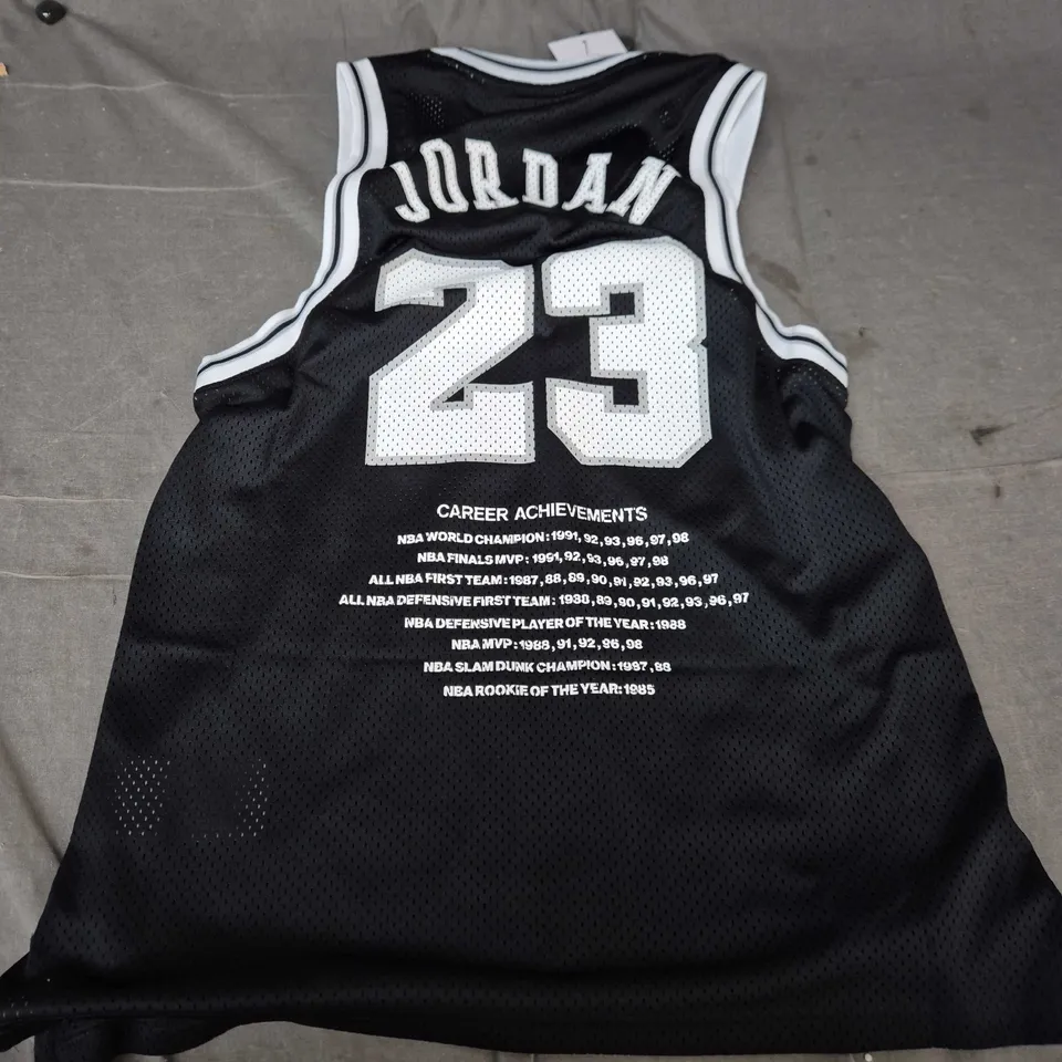 JORDAN BASKETBALL JERSEY – MICHAEL JORDAN 23, BLACK MESH – SIZE XS