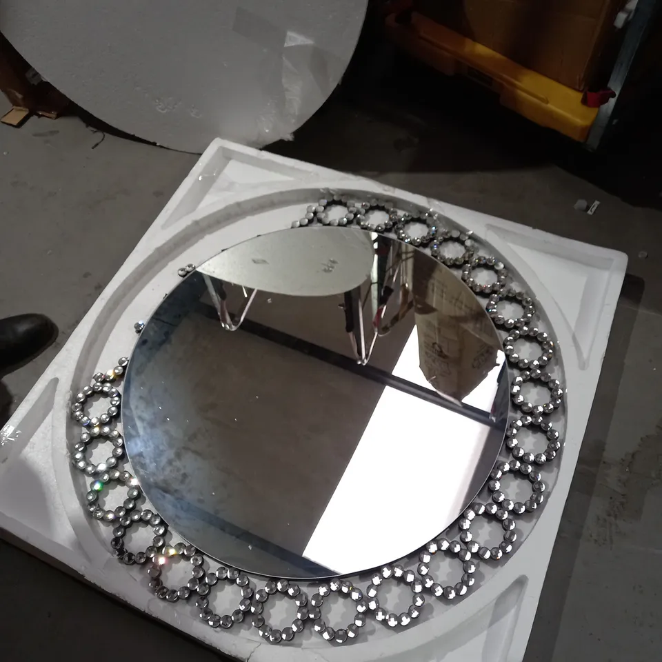  JM BY JULIEN MACDONALD CIRCULAR CRYSTAL WALL MIRROR - COLLECTION ONLY 