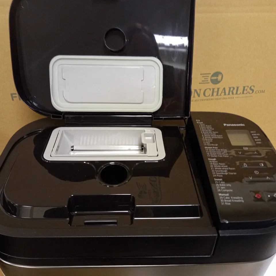 PANASONIC AUTOMATIC BREAD MAKER SILVER