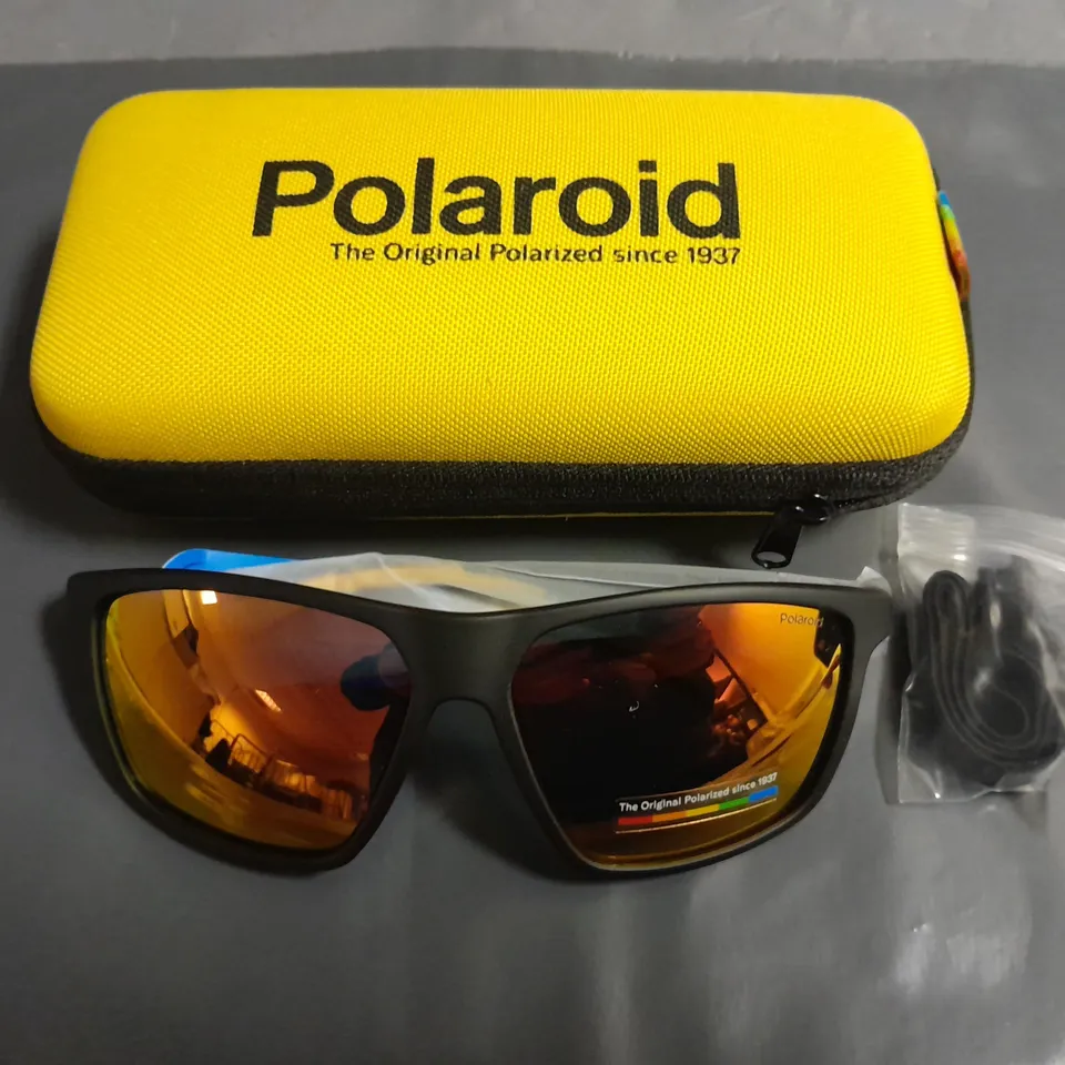 PAIR OF POLARID SPORTS STYLE GLASSES IN CASE