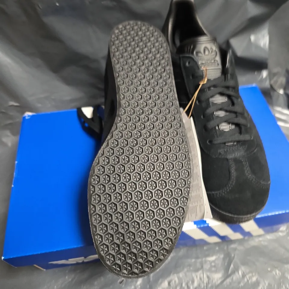 ADIDAS GAZELLE SNEAKERS – BLACK SUEDE, UK 7