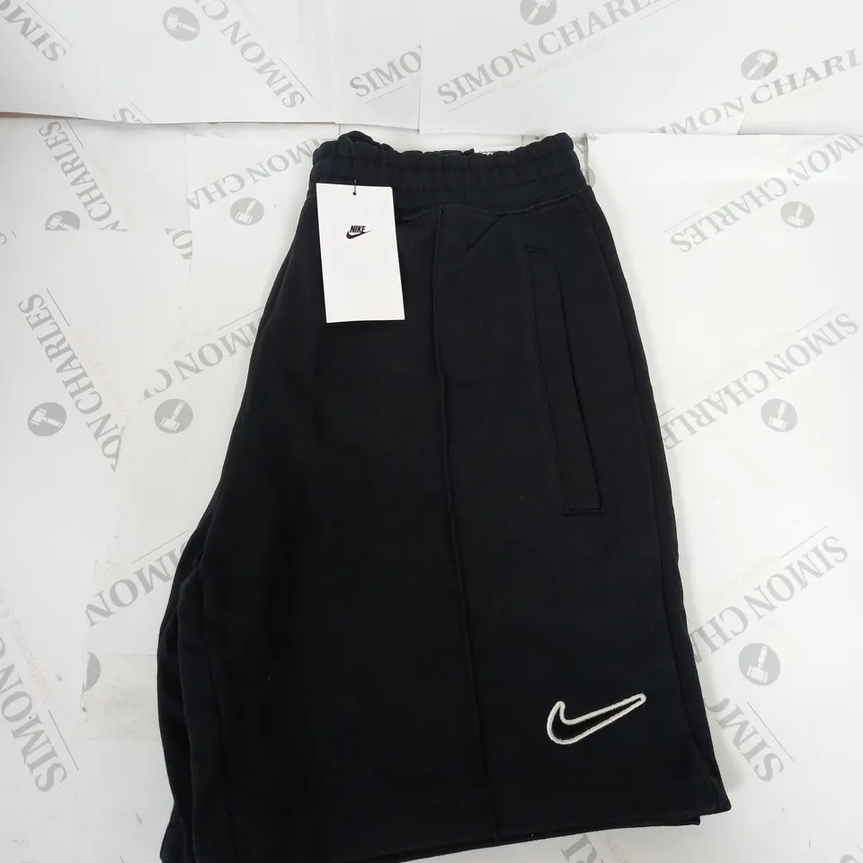 NIKE MENS LOGO CASUAL SHORTS SIZE M