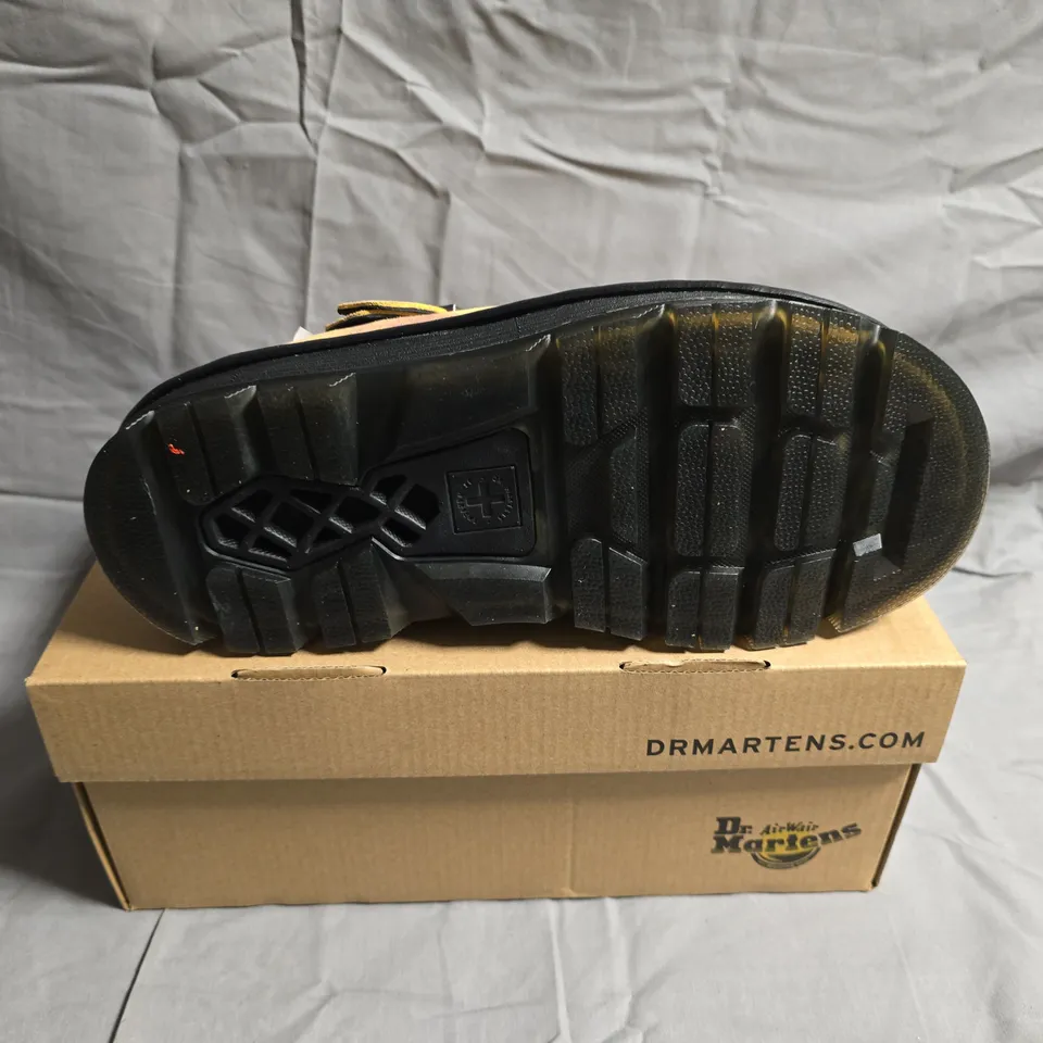 BOXED PAIR OF DR.MARTENS ZEBZAG MULE - UK SIZE 7