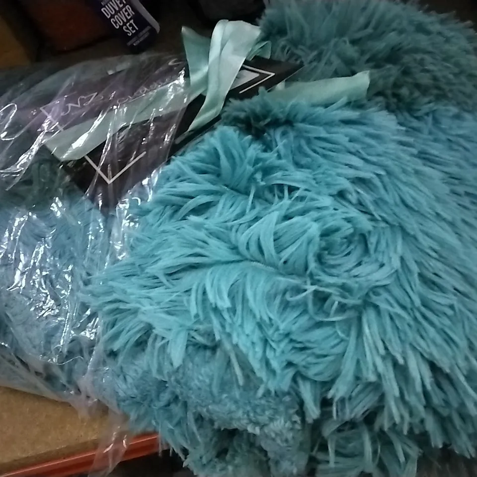 SUPER SOFT TURQUOISE WARM COSY TEDDY SOFA BED FLEECE
