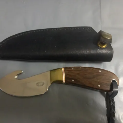 JAKES 3" CURVED KNIFE IN SHEATH