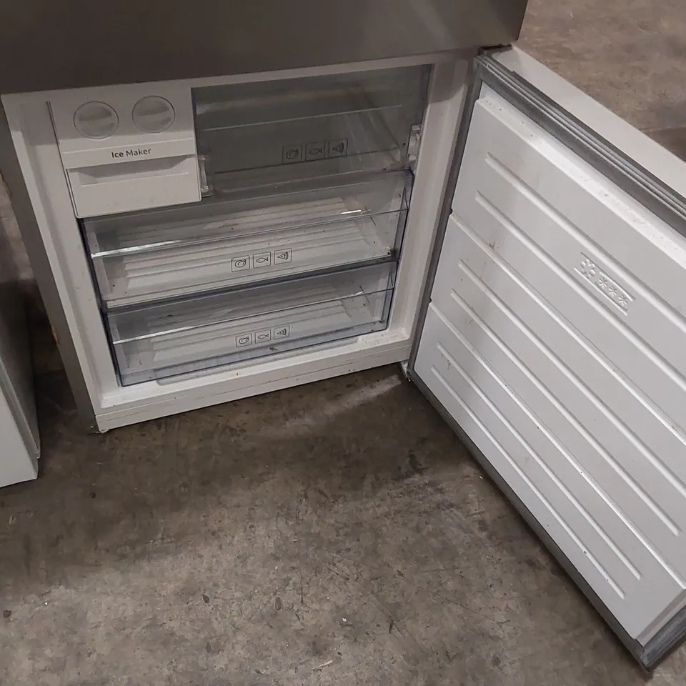 SAMSUNG FREESTANDING FRIDGE FREEZER - UNPROCESSED RAW RETURN 
