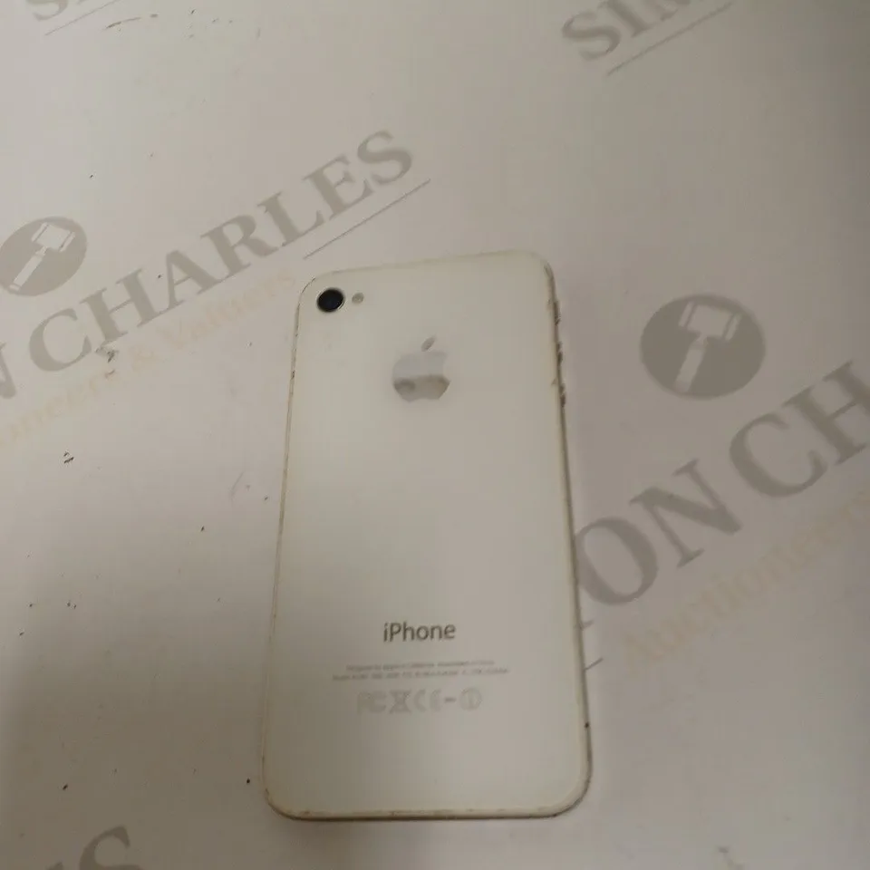 IPHONE A1387 WITH CASE 