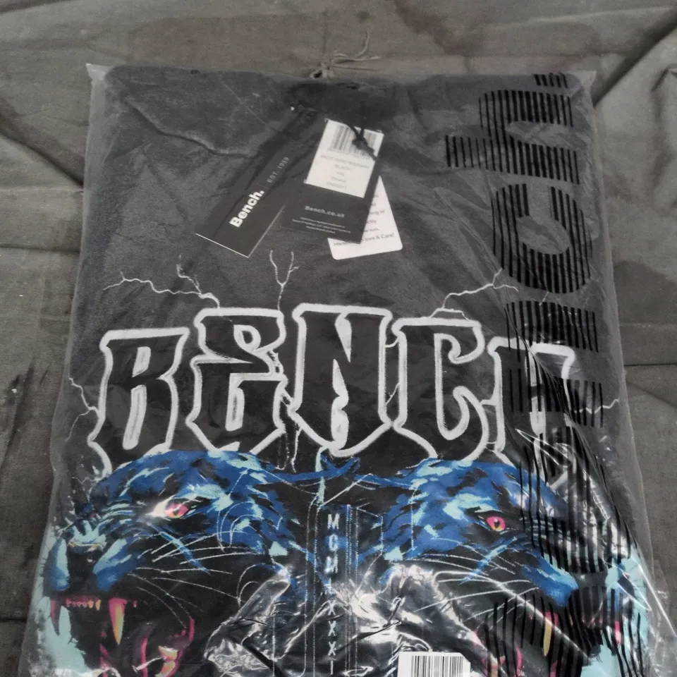 BENCH BLACK HOODIE WITH BLUE GRAPHIC – UK XL