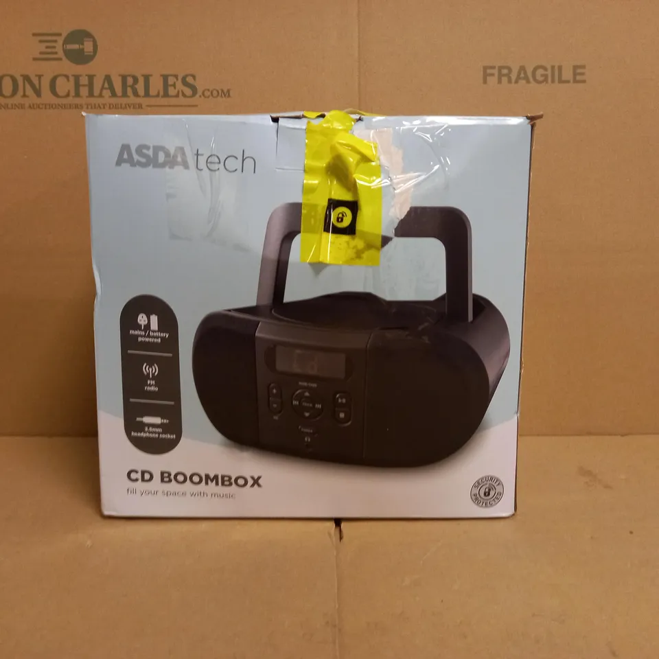 CD BOOMBOX-FM RADIO 3.5MM SOCKET