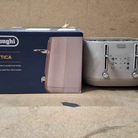 BOXED DE'LONGHI CTY4003.BG 4 SLICE TOASTER