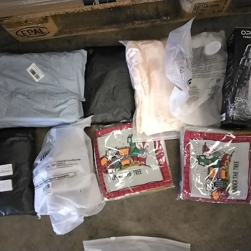 PALLET OF ASSORTED ITEMS INCLUDING PIKMI POPS, SKY CASE PHONE CASES, OPARD, UBAUTA MASK, BABABUB CRINKLE BABY CLOTH, VARDHAMAN EYEBROW THREAD