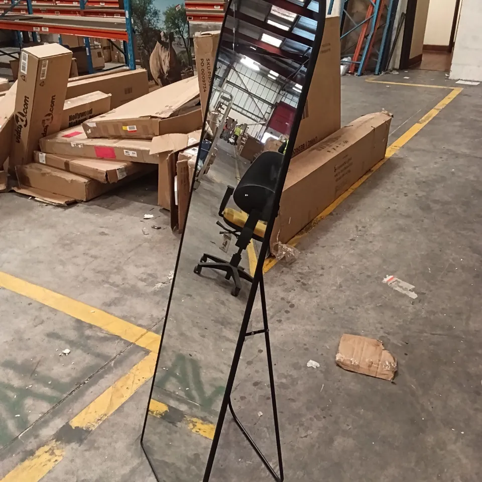BOXED FULL LENGTH MIRROR - BLACK (1 BOX)