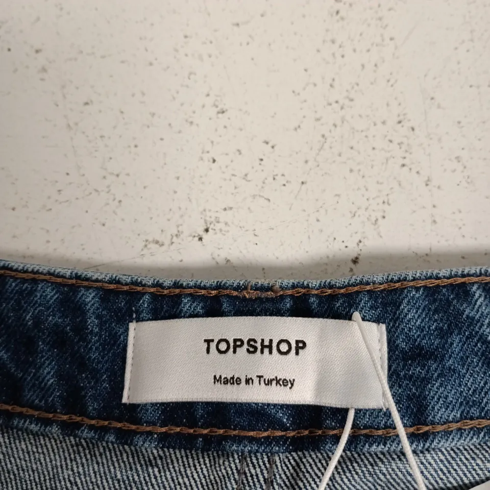 TOPSHOP DENIM SHORTS - UK 10 (EU 38) – MADE IN TURKEY