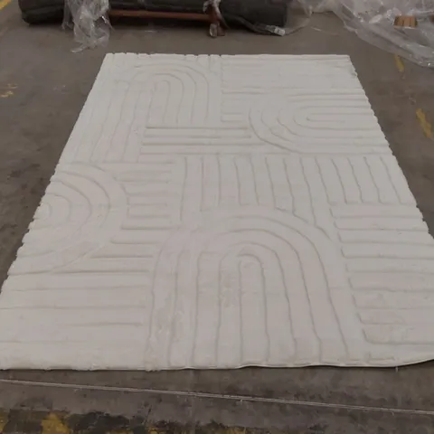 QUALITY DESIGNER AREA RUG - APPROXIMATELY 285 x 200cm