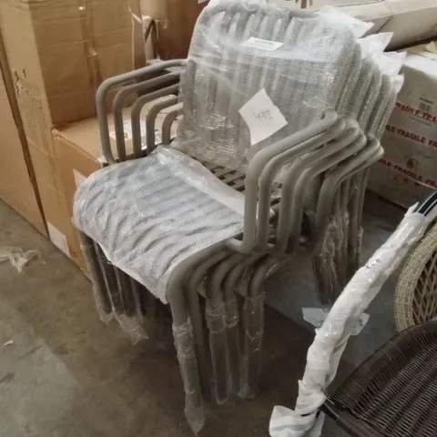 SET OF 6 PLASTIC OUTDOOR GARDEN DINING CHAIRS