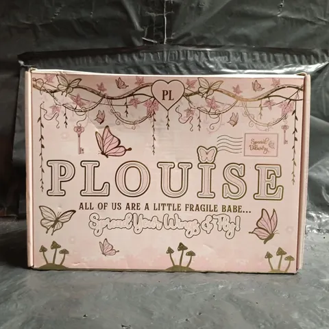 P.LOUISE MYSTERY BEAUTY BOX SET