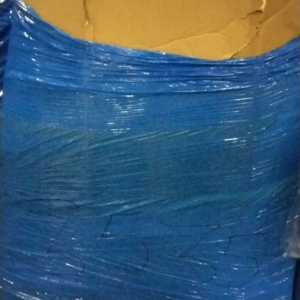 PALLET OF ASSORTED ITEMS INCLUDING PEAKMODE TENNIS RACKET AND BALLS, TOPLUS YOGA MAT, AUTUMNAL WREATH, OFFICE CHAIR, DECO WINDOW EXTENDABLE DRAPERY ROD SET