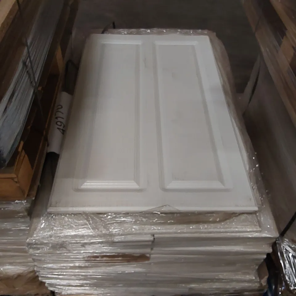 PALLET OF LARGE QUANTITY OF KITCHENS/BEDROOM REPLACEMENT CABINET DOOR/DRAWER/END PANELS IN ASSORTED SIZES