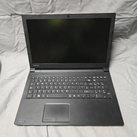 TOSHIBA SATELLITE PRO R50-B-12 LAPTOP