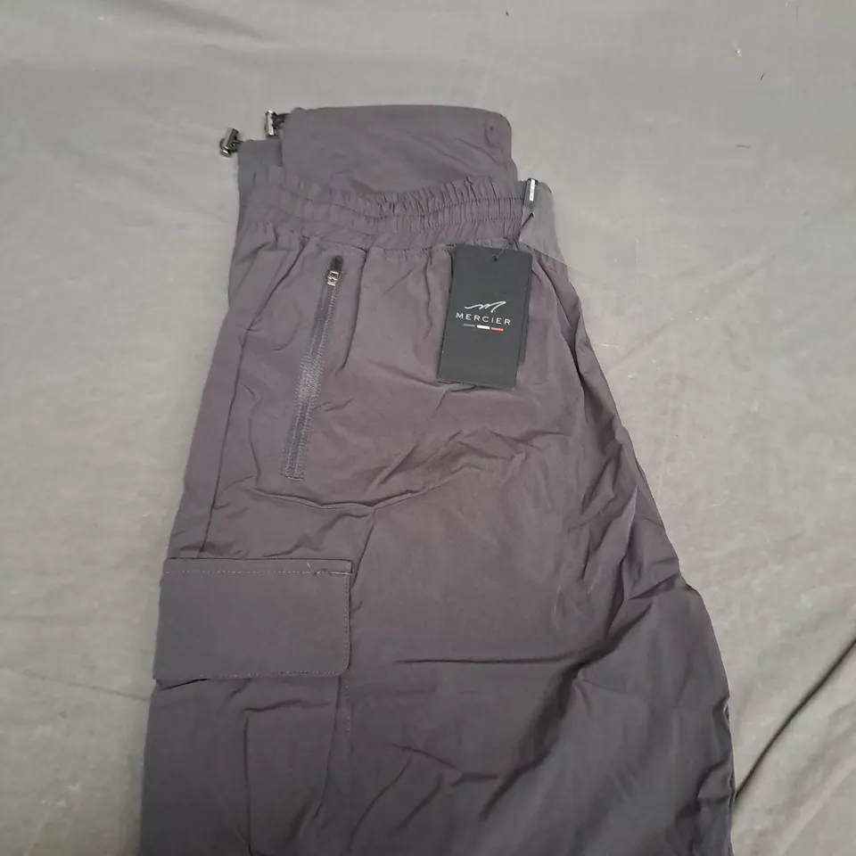 MERCIER BADGE CARGO TROUSERS SIZE L