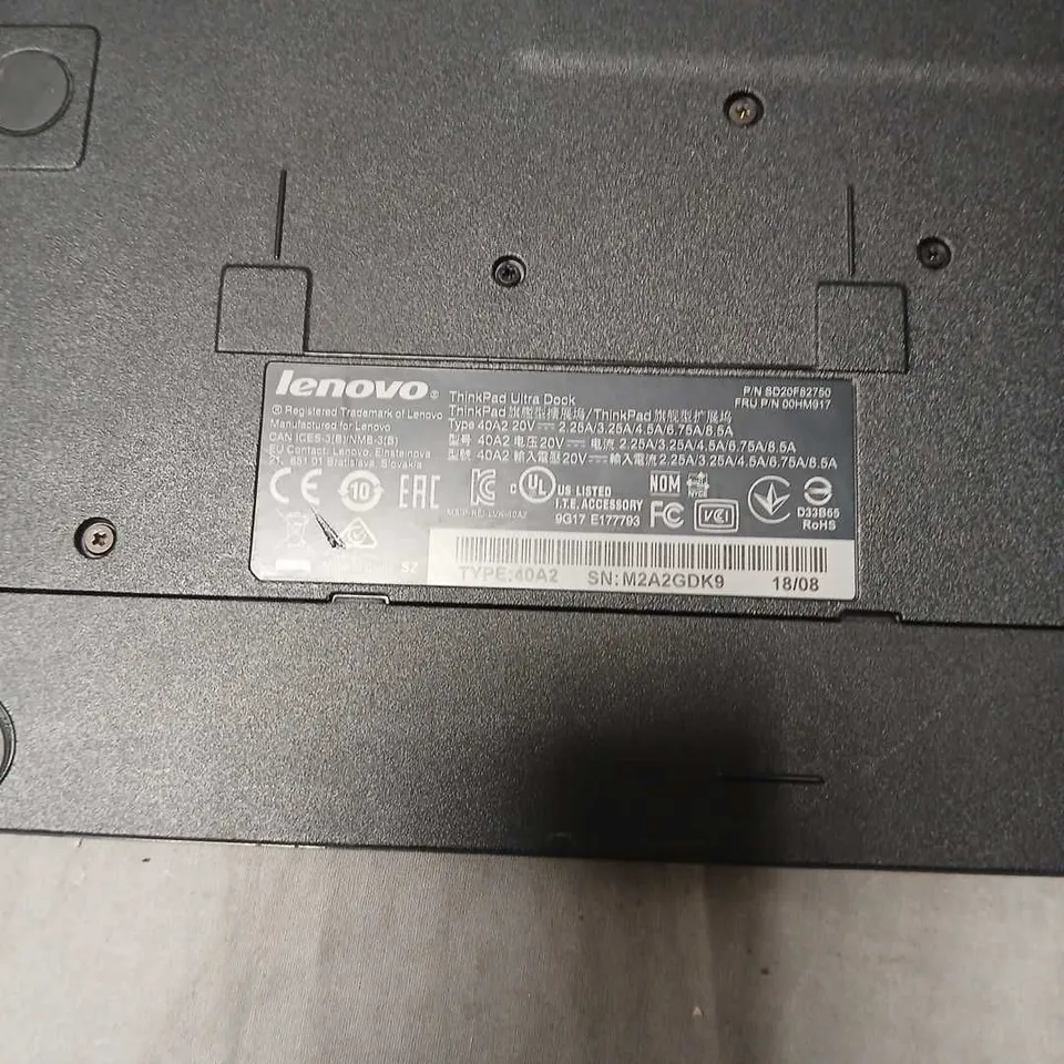 LENOVO THINKPAD ULTRA DOCK DOCKING STATION – TYPE 40A2
