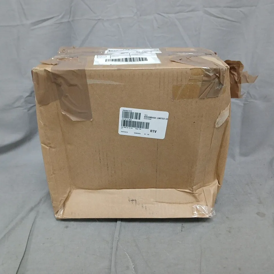 GRUMPY GARDENER REINFORCED EXPANDABLE HOSE WITH ACCESSORIES IN SAGE