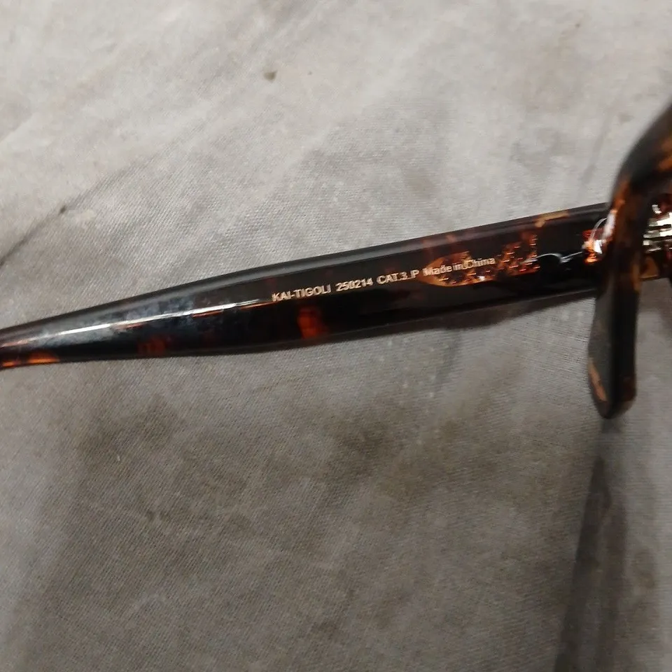 BOXED MELLER TORTOISESHELL SUNGLASSES