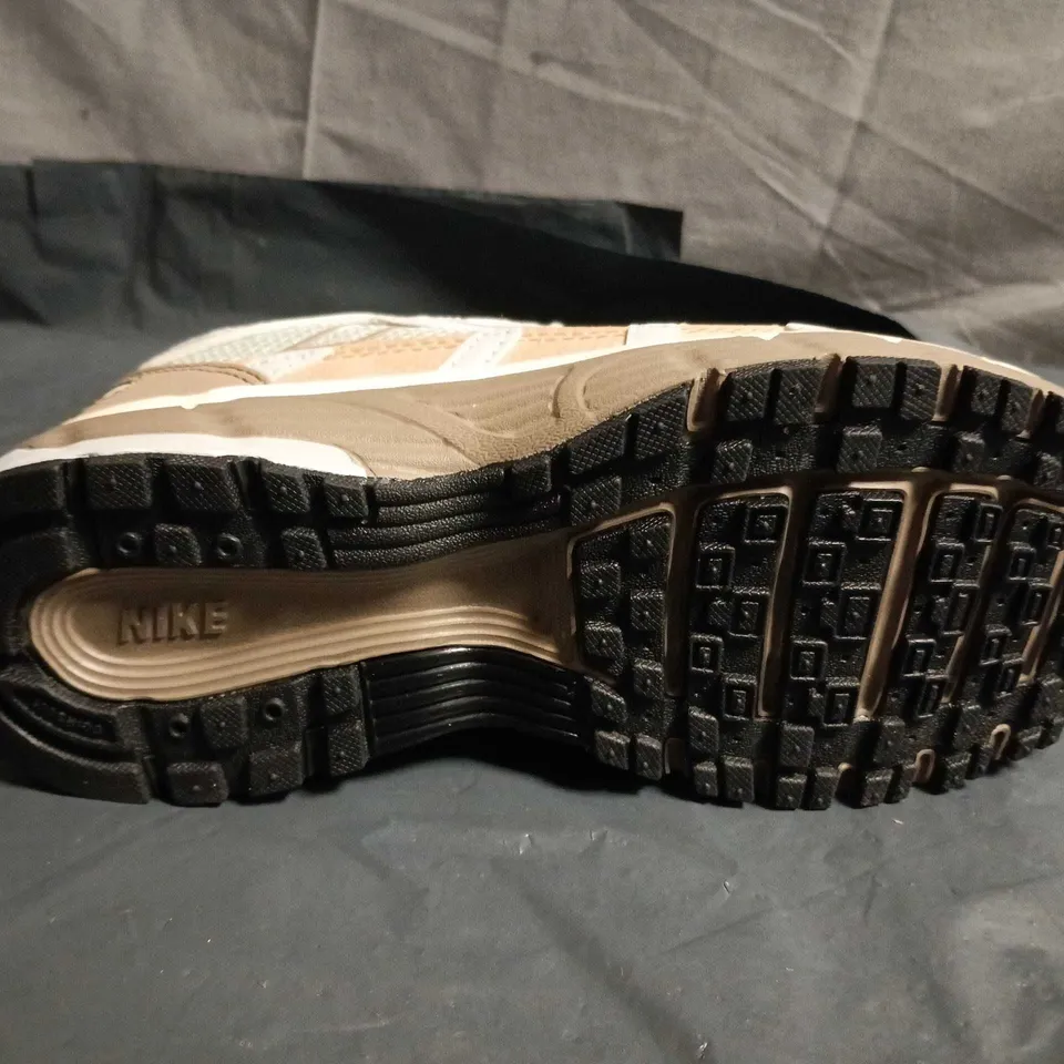 UNBOXED PAIR OF NIKE P-6000 TRAINERS – UK SIZE 4