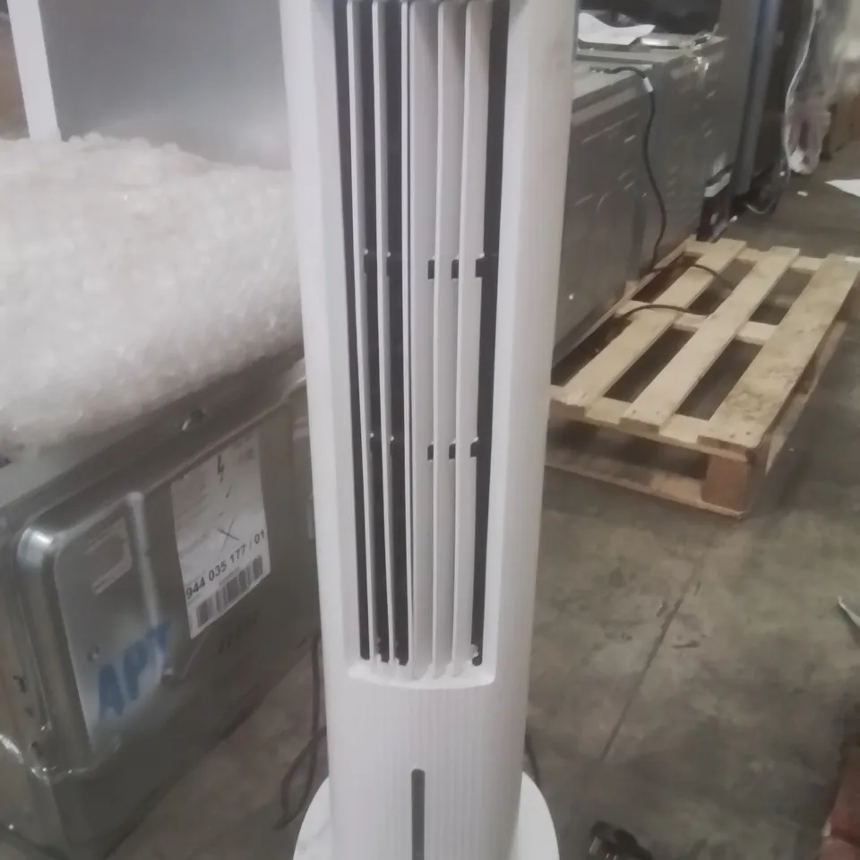 RUSSELL HOBBS TOWER FAN IN WHITE ELECTRIC AIR COOLER PEDESTAL WITH REMOTE CONTROL, TALL STANDING, HUMIDIFICATION SETTING, 3 SPEED SETTINGS, OSCILLATING FUNCTION RHCLT5L
