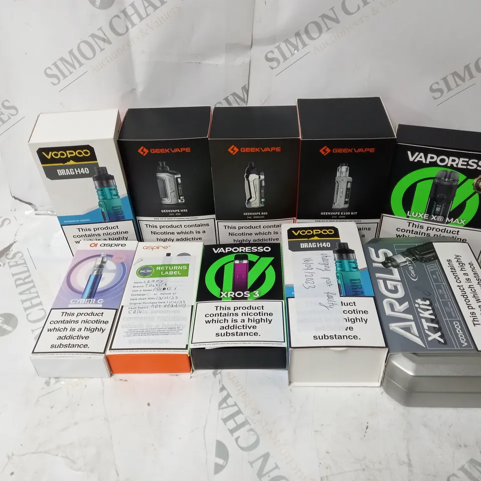 BOX OF APPROXIMATELY 10 ASSORTED E-CIG PRODUCTS TO INCLUDE GEEKVAPE, VAPORESSO, VOOPOO 