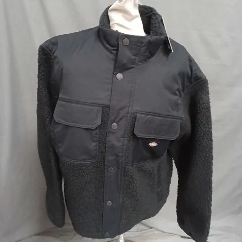 DICKIES PINESDALE JACKET IN BLACK SIZE M