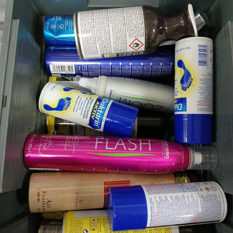 APPROXIMATELY 15 ASSORTED AEROSOL ITEMS TO INCLUDE SPRAY POWDER, SHINE CONDITIONER, AIR FRESHENER ETC - COLLECTION ONLY